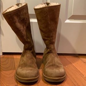 UGG Boots Tall Zip Back Chestnut